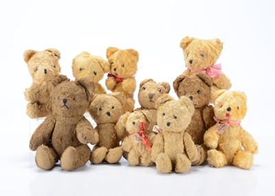 Lot 215 - Eleven Eastern European small art silk teddy bears