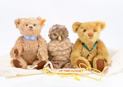 Lot 309 - Three Steiff yellow tag teddy bears/ soft toy