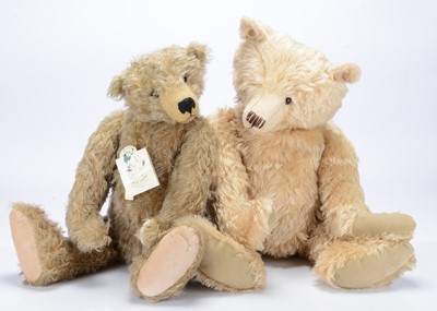Lot 338 - Two artist teddy bears