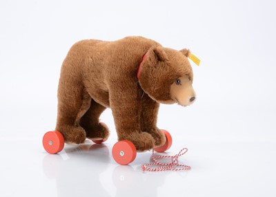Lot 346 - Steiff yellow tag Classic Replica 1938 teddy bear on wheels