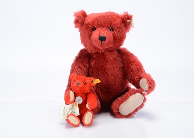Lot 347 - A Steiff limited edition British Collector's 1998 burgundy teddy bear