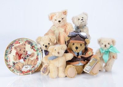 Lot 359 - Six artist /collectors teddy bears