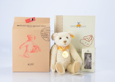 Lot 389 - Two Steiff teddy bears
