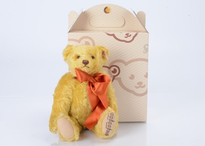 Lot 390 - A Steiff limited edition "Teddy Bears Picnic", Musical teddy bear