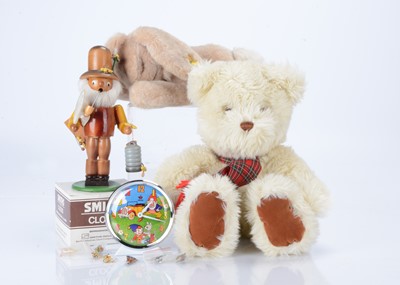 Lot 411 - A Steiff Floppy Rabbit  1979-1982