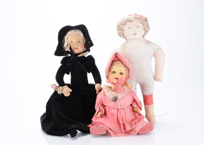 Lot 454 - A 1930s British lady doll pyjama case