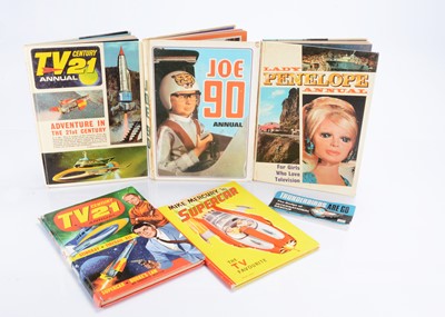 Lot 505 - Gerry Anderson