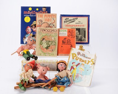 Lot 525 - Puppets