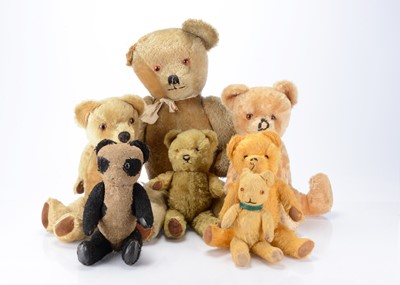 Lot 586 - Seven post-war teddy bears