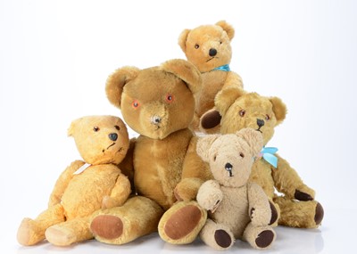 Lot 591 - Five post-war teddy bears