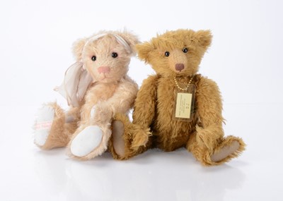 Lot 609 - Two artist teddy bears