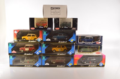 Lot 4 - 1:18 Scale Diecast Mini Coopers (12)
