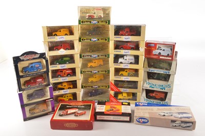 Lot 10 - Modern Diecast Postwar Delivery Vans and Pick Ups (29)