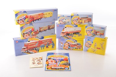 Lot 21 - Corgi Classics Chipperfields Circus (9)