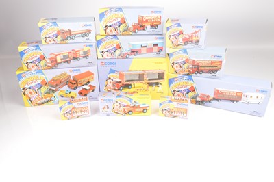 Lot 22 - Corgi Classics Chipperfields Circus (12)