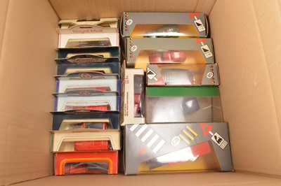 Lot 45 - Modern Diecast Vintage Royal Mail and Related Vehicles (39)