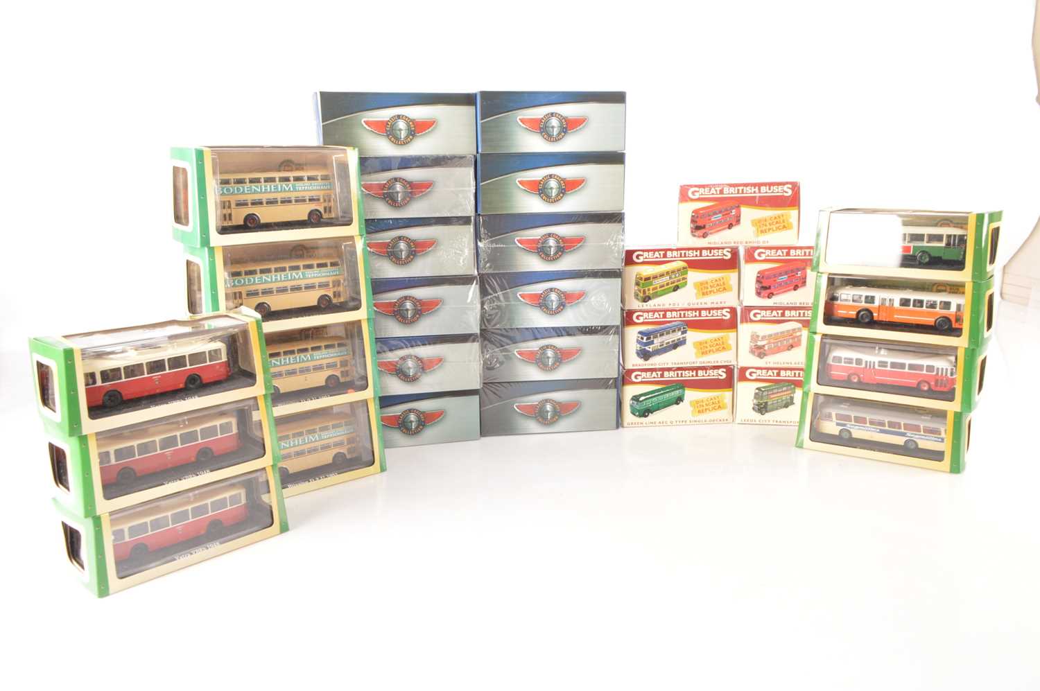 Lot 66 - Atlas Editions 1:76 Scale Public Transport Models (30)