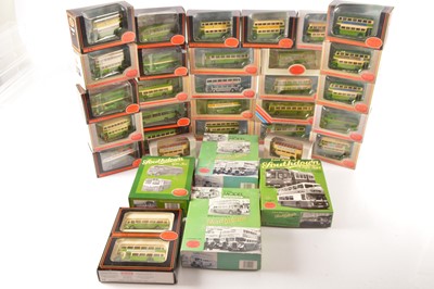 Lot 98 - Exclusive First Editions 1:76 Scale Southdown and Southern Vectis Buses and Coaches (33)