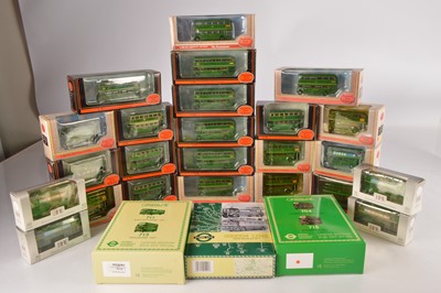 Lot 114 - Exclusive First Editions 1:76 Scale Greenline Buses (27)