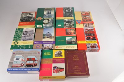 Lot 188 - Exclusive First Editions 1:76 Scale Bus Gift Sets (13)