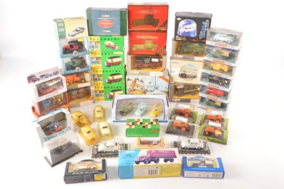 Lot 209 - Modern Diecast Vintage Commercial and Private Vehicles (45)