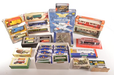 Lot 247 - Modern Diecast and Plastic Vintage and Modern Vehicles and Aircraft (29)