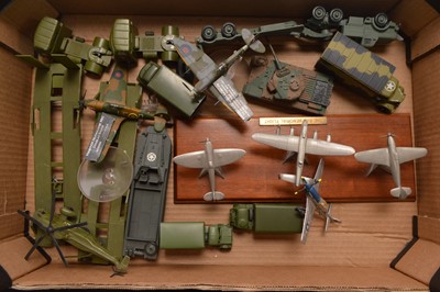 Lot 291 - Military aircraft and vehicles (14)