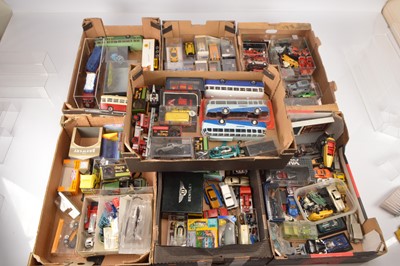 Lot 302 - Modern Diecast Resin and White Metal Vintage and Modern Vehicles All With Damage (seven boxes)