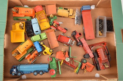 Lot 359 - Postwar Dinky Toys All Repainted (22)