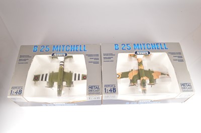 Lot 423 - CDC Armour Collection 1:48 Scale B-25 Mitchell Aircraft (2)