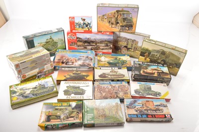 Lot 474 - WWII 1:72 Scale Military Kits (23)