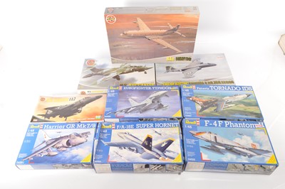 Lot 509 - Revell and Airfix Postwar and Modern Military Jet Aircraft Kits (9)