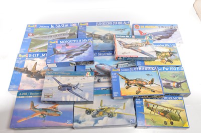 Lot 510 - Prewar and WWII Civil and Military Aircraft Kits (14)