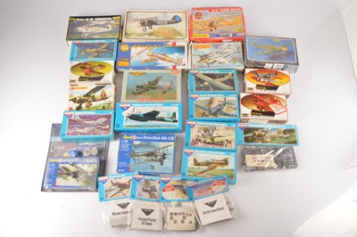 Lot 535 - WWI and Later Many Military Aircraft Kits (26)