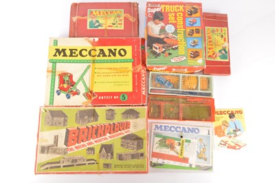 Lot 576 - Meccano Accessory Sets and Outfit No 5 and other items Constructo Truck and Brickplayer Kit No 4 (qty)