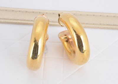 Lot 99 - A 14ct gold pair of hoop earrings