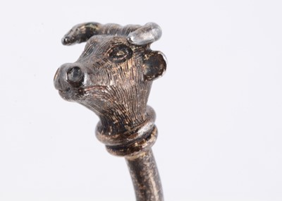 Lot 119 - A Tiffany & Co silver keyring