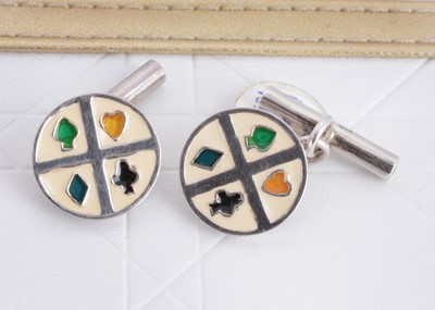 Lot 122 - A pair of silver and enamel chain link cufflinks
