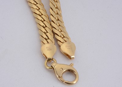 Lot 161 - A continental 750 marked yellow metal flattened curb link necklace