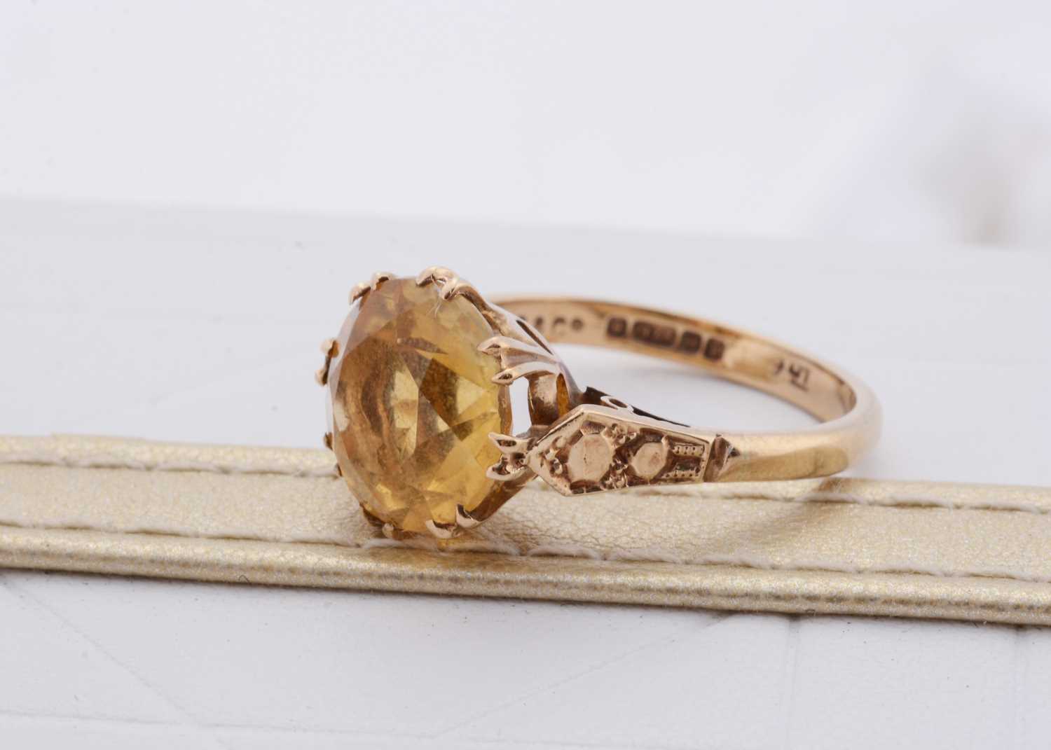 Lot 181 - A 9ct gold Citrine dress ring