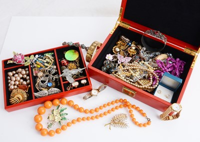 Lot 201 - A red jewellery box with a collection of gold and costume jewels