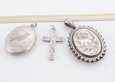 Lot 232 - An oval Victorian silver locket
