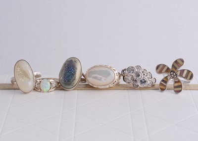 Lot 277 - A collection of five silver gem set dress rings