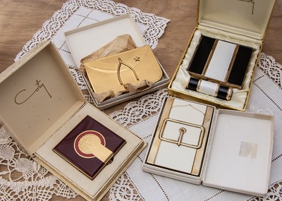 Lot 355 - Boxed Coty compacts