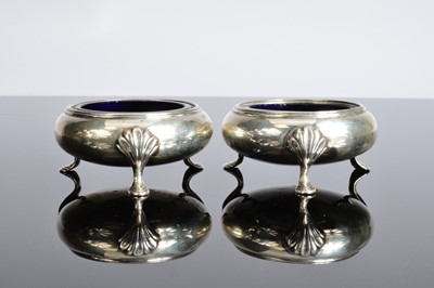 Lot 403 - A pair of Victorian silver caldron salts by Martin Hall & Co