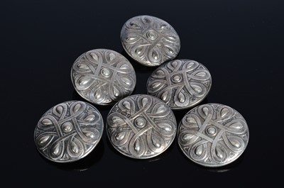 Lot 428 - A nice set of six Victorian period silver buttons
