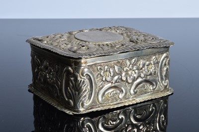 Lot 446 - A Victorian silver trinket box