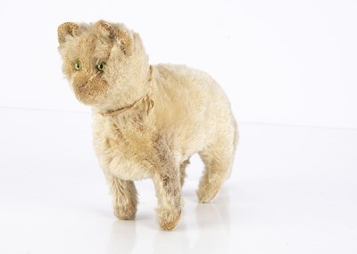 Lot 577 - An early Steiff standing cat circa 1908