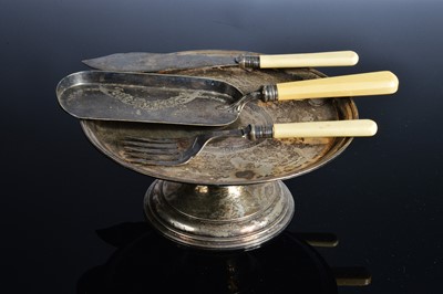 Lot 461 - A George V silver comport from Edward Barnard & Sons
