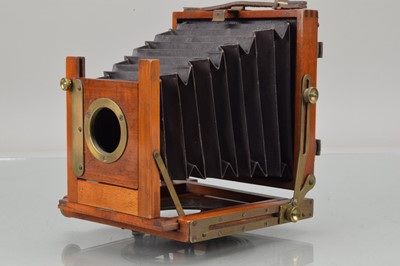 Lot 26 - A Marlow Brothers M B No. 1 Mahogany & Brass Quarter Plate Field Camera Body